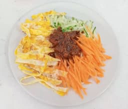 炸酱面 Soybean paste noodle