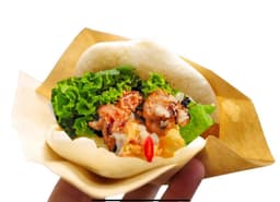 Lemongrass pork mini bao